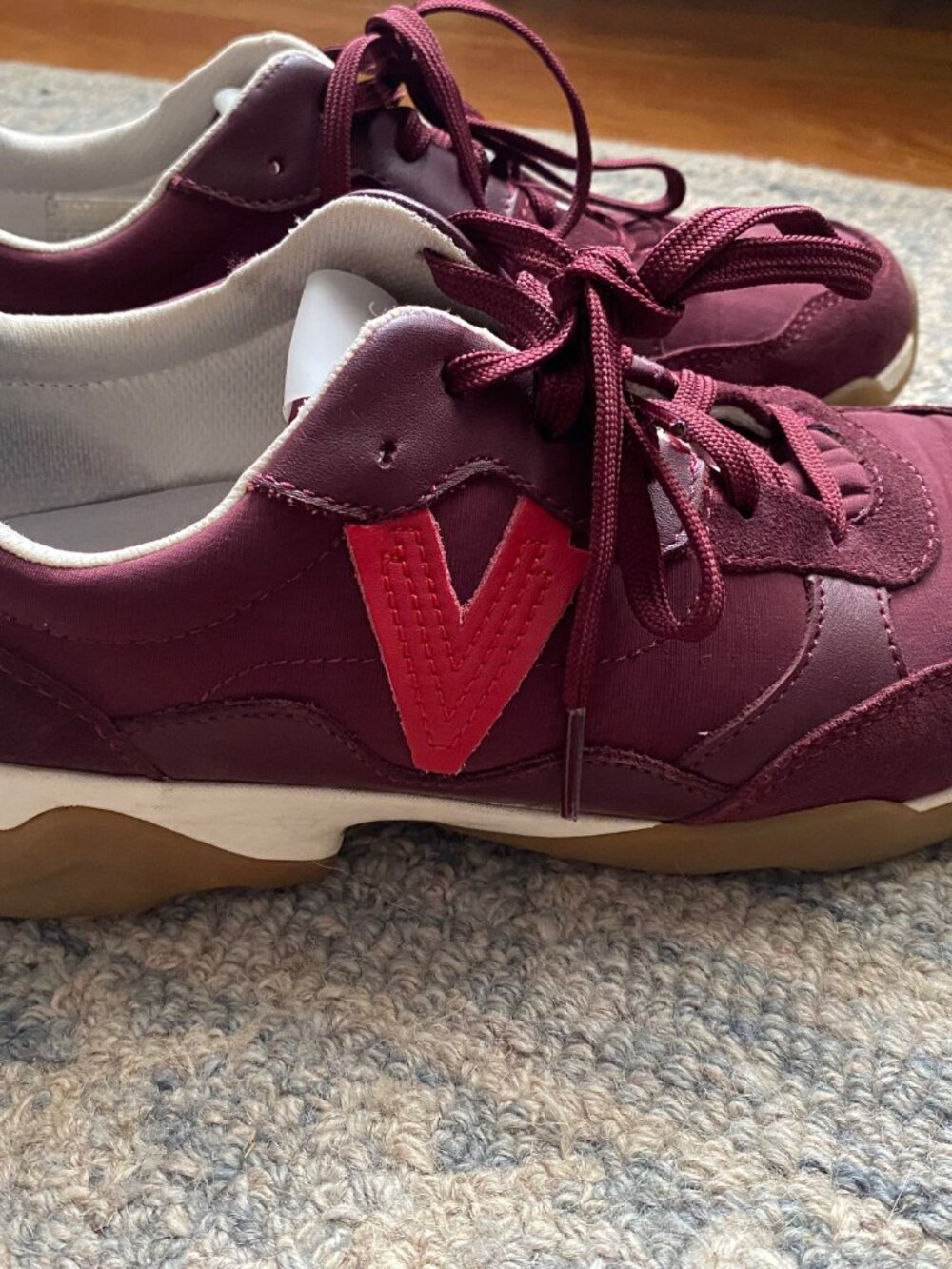 Vionic Walk Slim Glide Walking Shoes